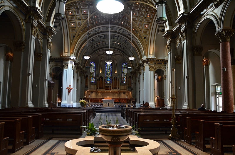 091_USA_Seattle_St_James_Cathedral.JPG