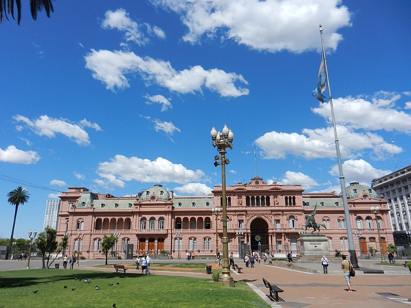 026_Argentina_Buenos_Aires_Plaza_de_Mayo.JPG - 