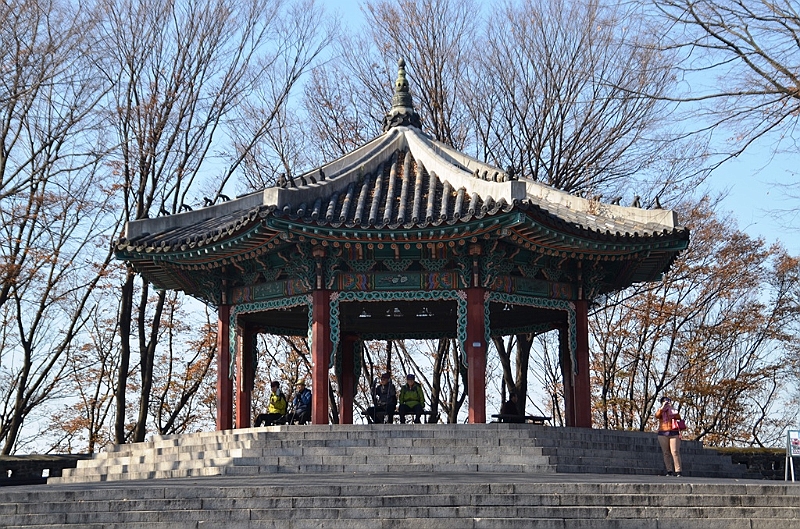 073_South_Korea_Seoul_Seoul_Tower.JPG