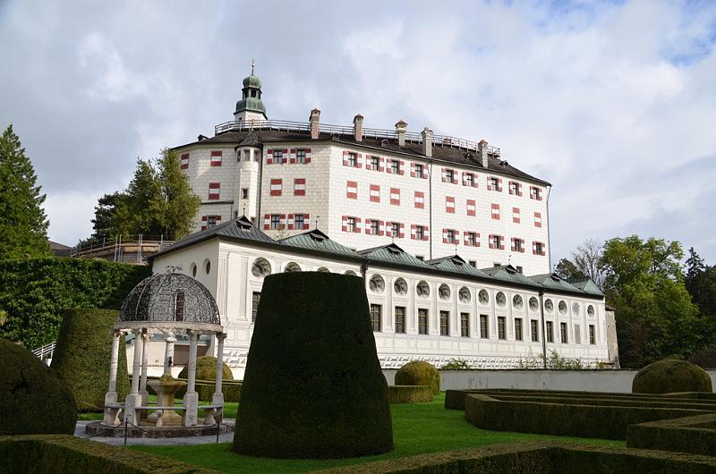 119_Austria_Innsbruck_Schloss_Ambras.JPG