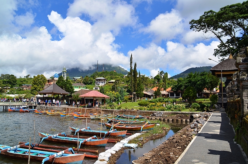 091_Bali_Pura_Ulun_Danu_Bratan.JPG