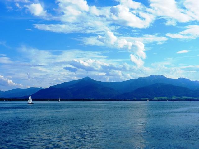 Chiemsee_Burghausen_33_06.08.2011.JPG
