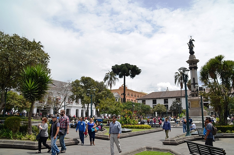 032_Ecuador_Quito_Plaza_Grande.JPG