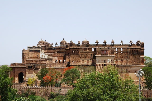 347_India_Orchha_Jehangir_Mahal.JPG