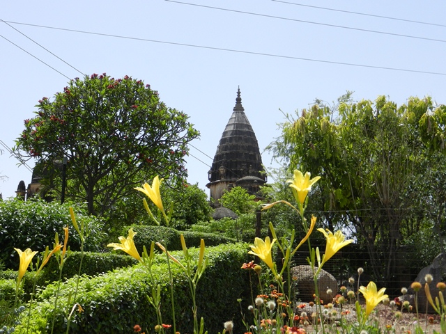 359_India_Orchha_Hotel.JPG - 