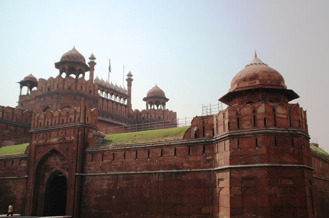 563_India_New_Delhi_Red_Fort.JPG