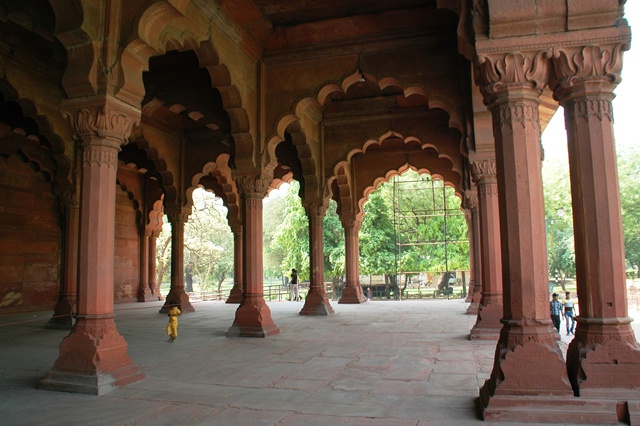 566_India_New_Delhi_Red_Fort.JPG