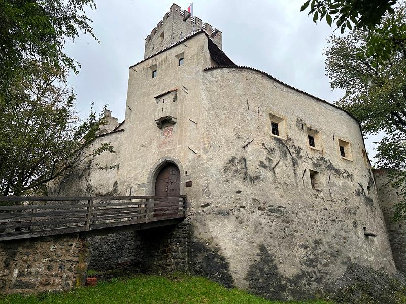 107_Italien_Suedtirol_Bruneck_Messner_Mountain_Museum_Ripa.JPG