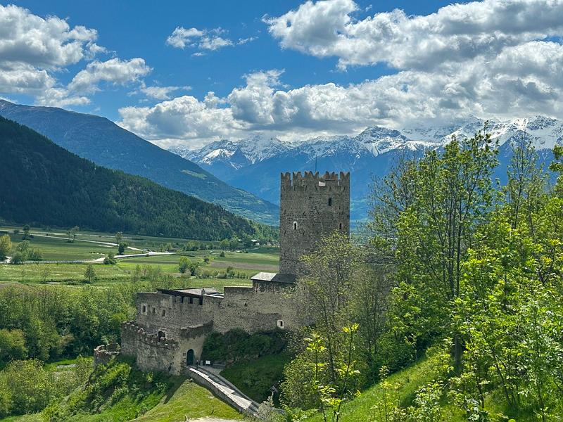 023_Italien_Suedtirol_Vinschgau_Fuerstenburg.JPG