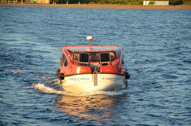080_Ponant_Le_Dumont_d_Urville.JPG
