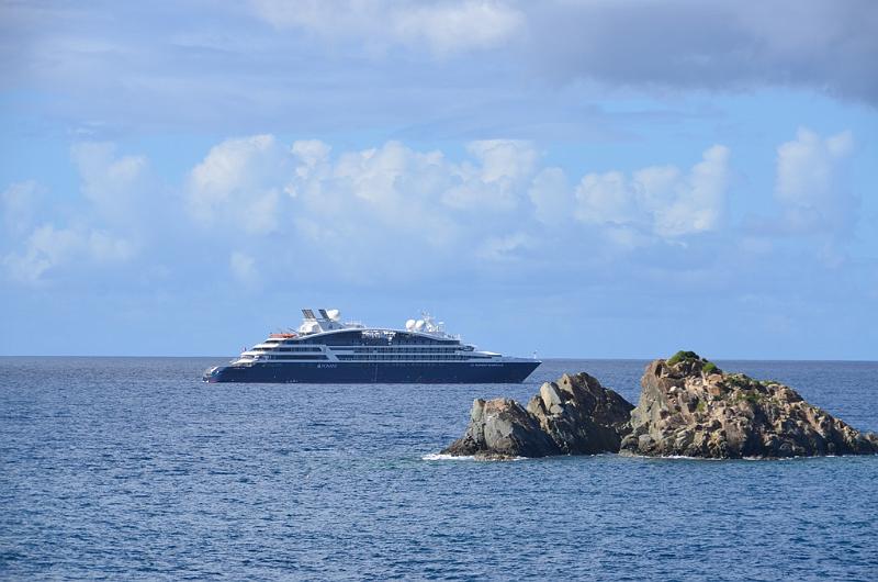 082_Ponant_Le_Dumont_d_Urville.JPG