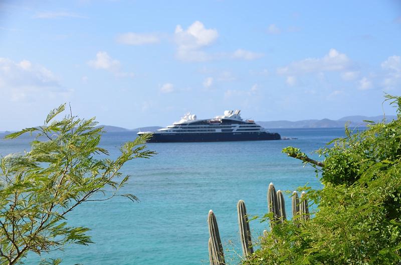 088_Ponant_Le_Dumont_d_Urville.JPG