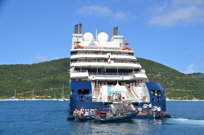091_Ponant_Le_Dumont_d_Urville.JPG