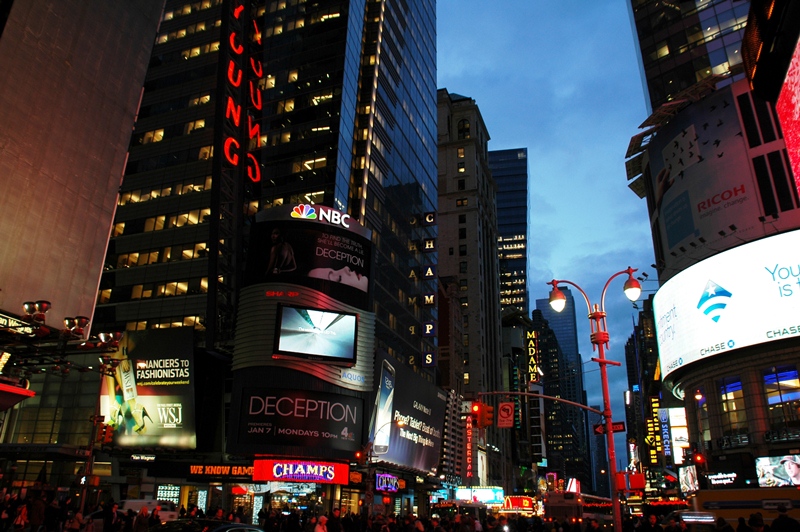 001_New_York_Times_Square.JPG