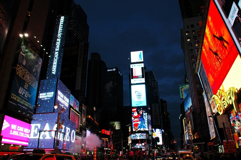 004_New_York_Times_Square.JPG