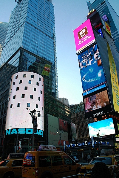 114_New_York_Times_Square.JPG