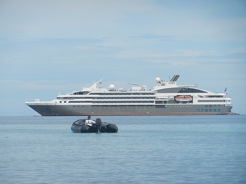 001_Papua_New_Guinea.JPG - 