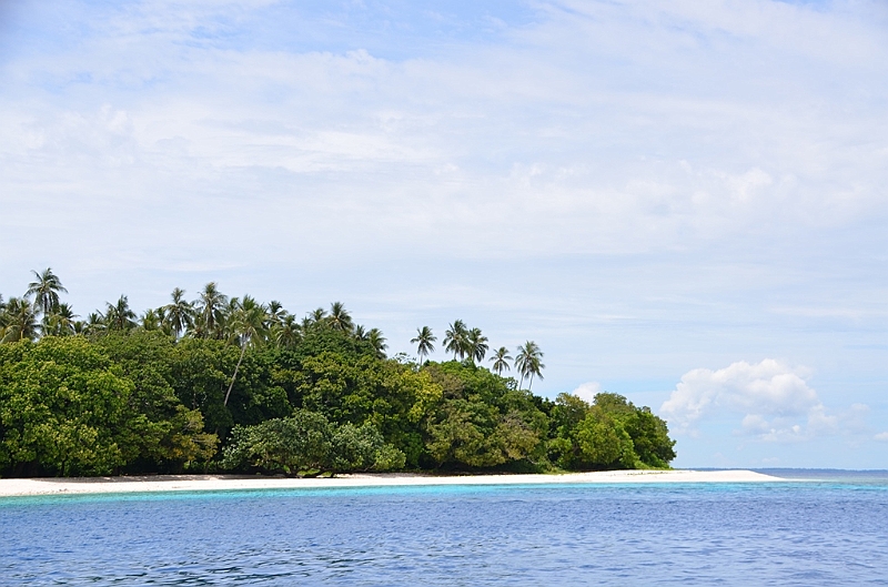 220_Papua_New_Guinea_Nuratu_Island.JPG