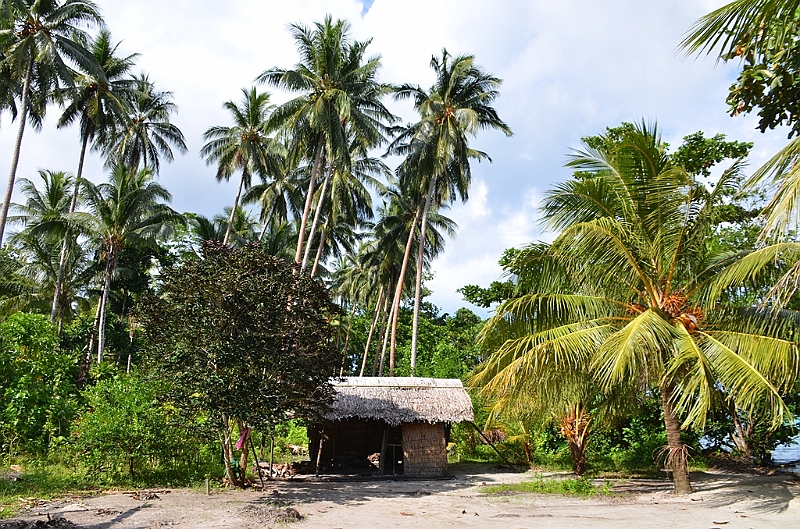 059_Solomon_Islands_Roderick_Bay.JPG