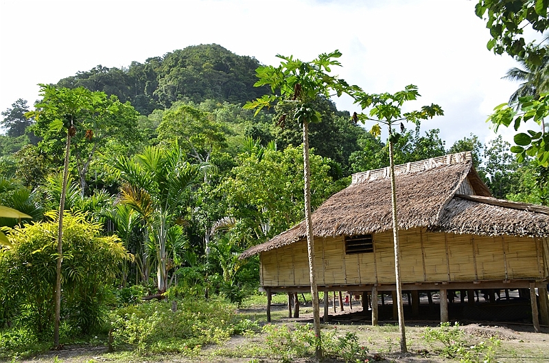 060_Solomon_Islands_Roderick_Bay.JPG
