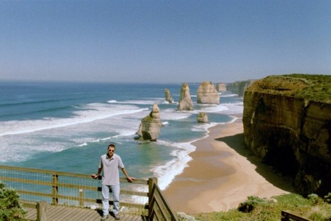2003Australia_TwelveApostlesIII.jpg