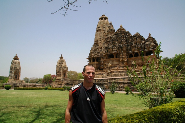 2012_10_India_Khajuraho_Western_Temples_Privat.JPG