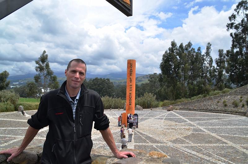 2013_23_Ecuador_Monument_Privat.JPG