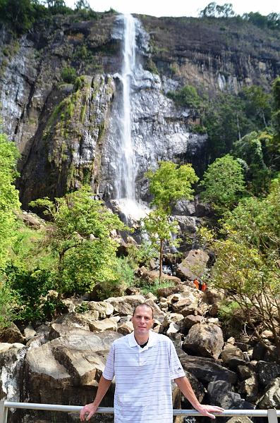 2015_17_Sri_Lanka_Diyaluma_Falls_Privat.JPG