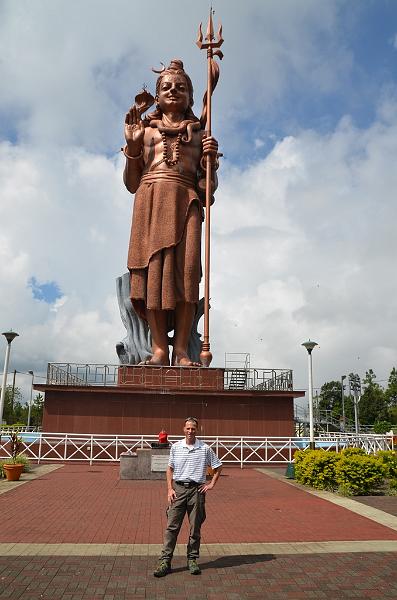2016_06_Mauitius_South_Grand_Bassin_Shiva_Statue.JPG