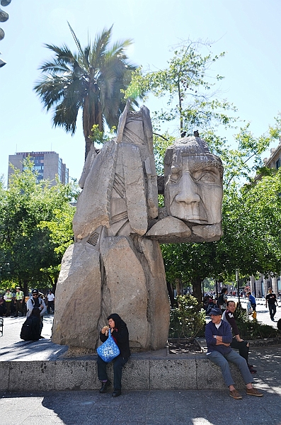 063_Chile_Santiago_Plaza_de_Armas.JPG