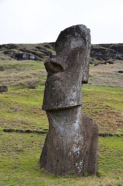 174_Chile_Easter_Island_Rano_Raraku.JPG