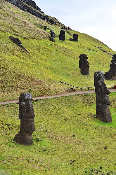 175_Chile_Easter_Island_Rano_Raraku.JPG