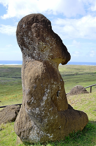 200_Chile_Easter_Island_Rano_Raraku.JPG