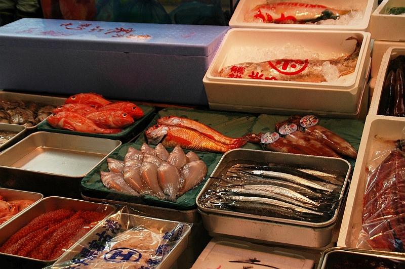 110_Tokyo_Fishmarket.JPG
