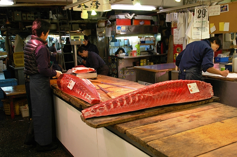 121_Tokyo_Fishmarket.JPG