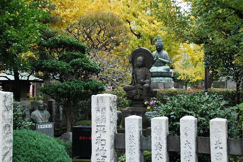 156_Tokyo_Sensoji_Temple.JPG