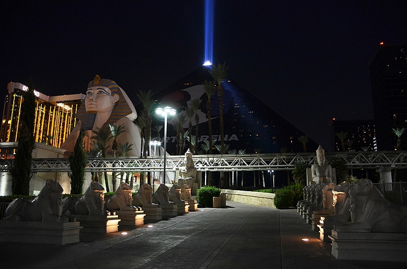 011_USA_Las_Vegas_Luxor.JPG