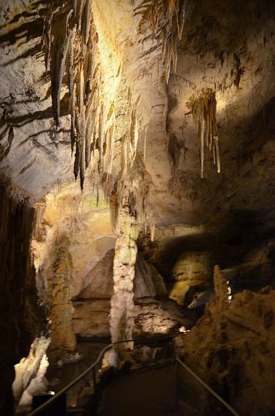 013_USA_Carlsberg_Caverns_NP.JPG