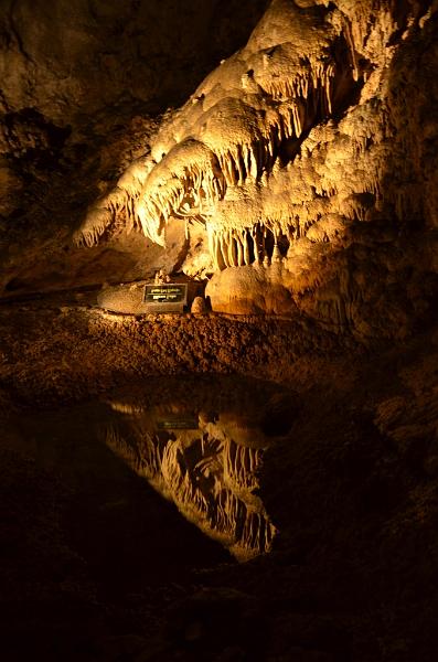 062_USA_Carlsberg_Caverns_NP.JPG