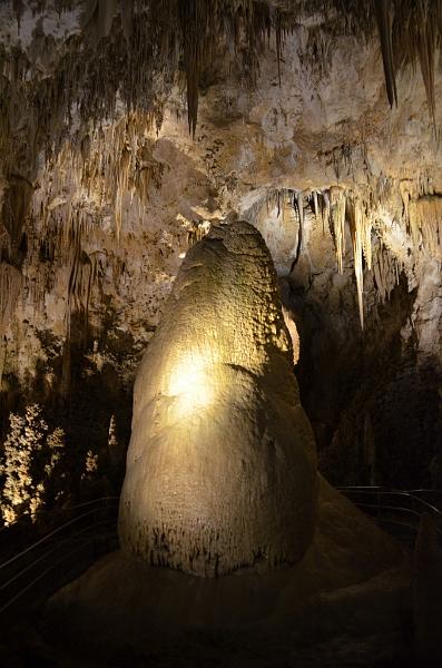 066_USA_Carlsberg_Caverns_NP.JPG